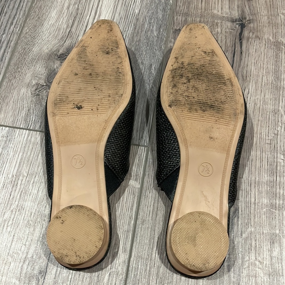 Size 7.5 a new day from target black and tan shoes worn once - Picture 3 of 5